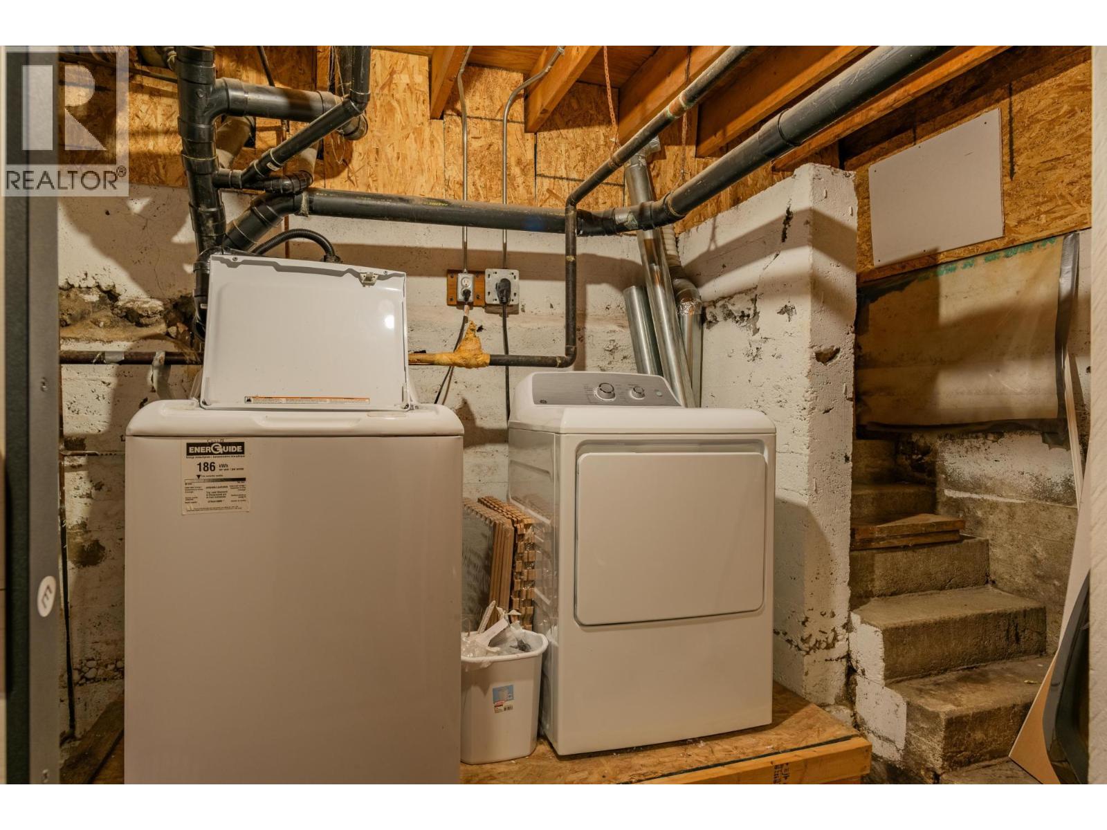 2194 Sixth Avenue, Trail, British Columbia  V1R 3B7 - Photo 21 - 10378717