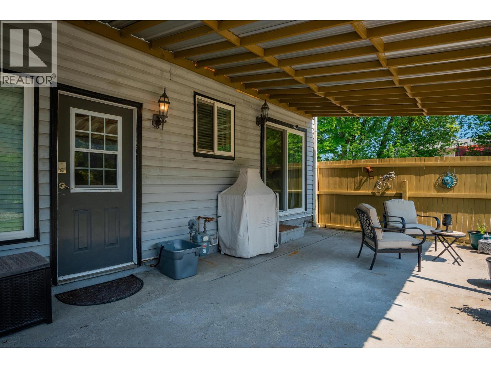 2194 Sixth Avenue, Trail, British Columbia  V1R 3B7 - Photo 25 - 10378717