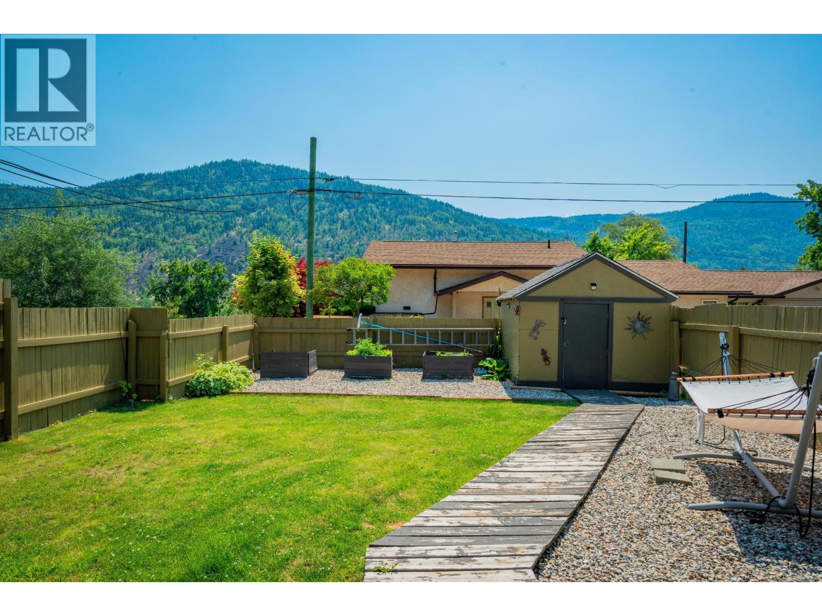 2194 Sixth Avenue, Trail, British Columbia  V1R 3B7 - Photo 33 - 10378717