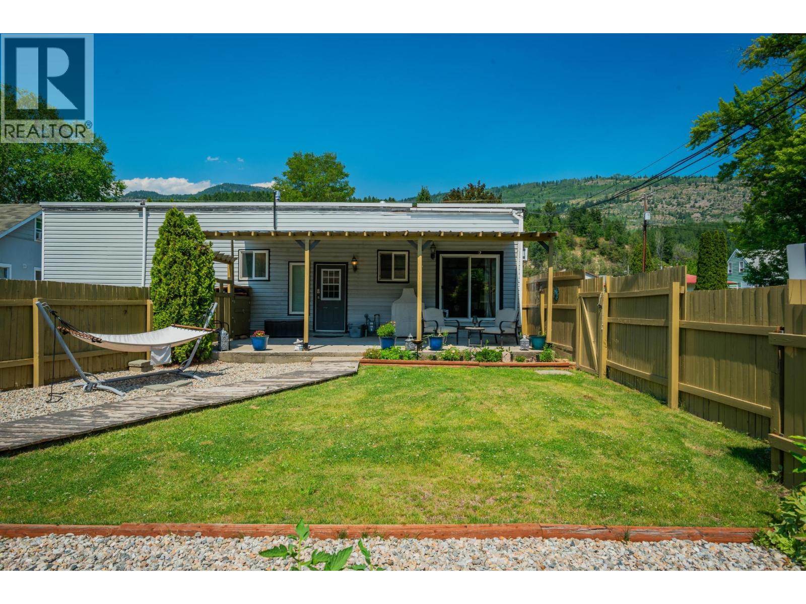 2194 Sixth Avenue, Trail, British Columbia  V1R 3B7 - Photo 34 - 10378717