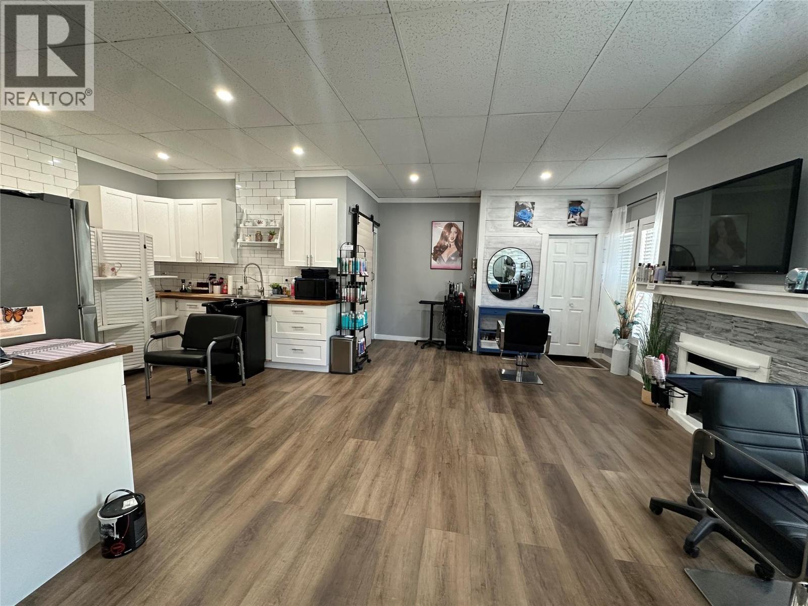 2194 Sixth Avenue, Trail, British Columbia  V1R 3B7 - Photo 35 - 10378717