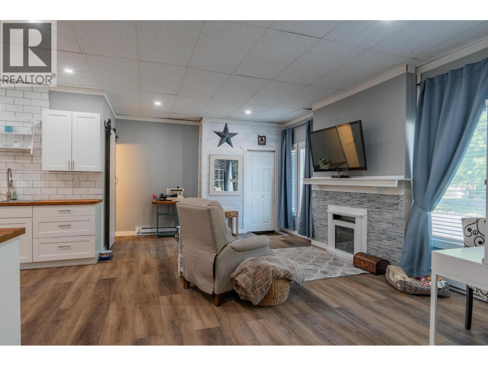 2194 Sixth Avenue, Trail, British Columbia  V1R 3B7 - Photo 42 - 10378717