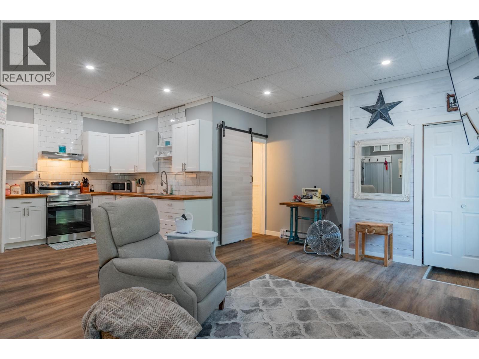 2194 Sixth Avenue, Trail, British Columbia  V1R 3B7 - Photo 45 - 10378717