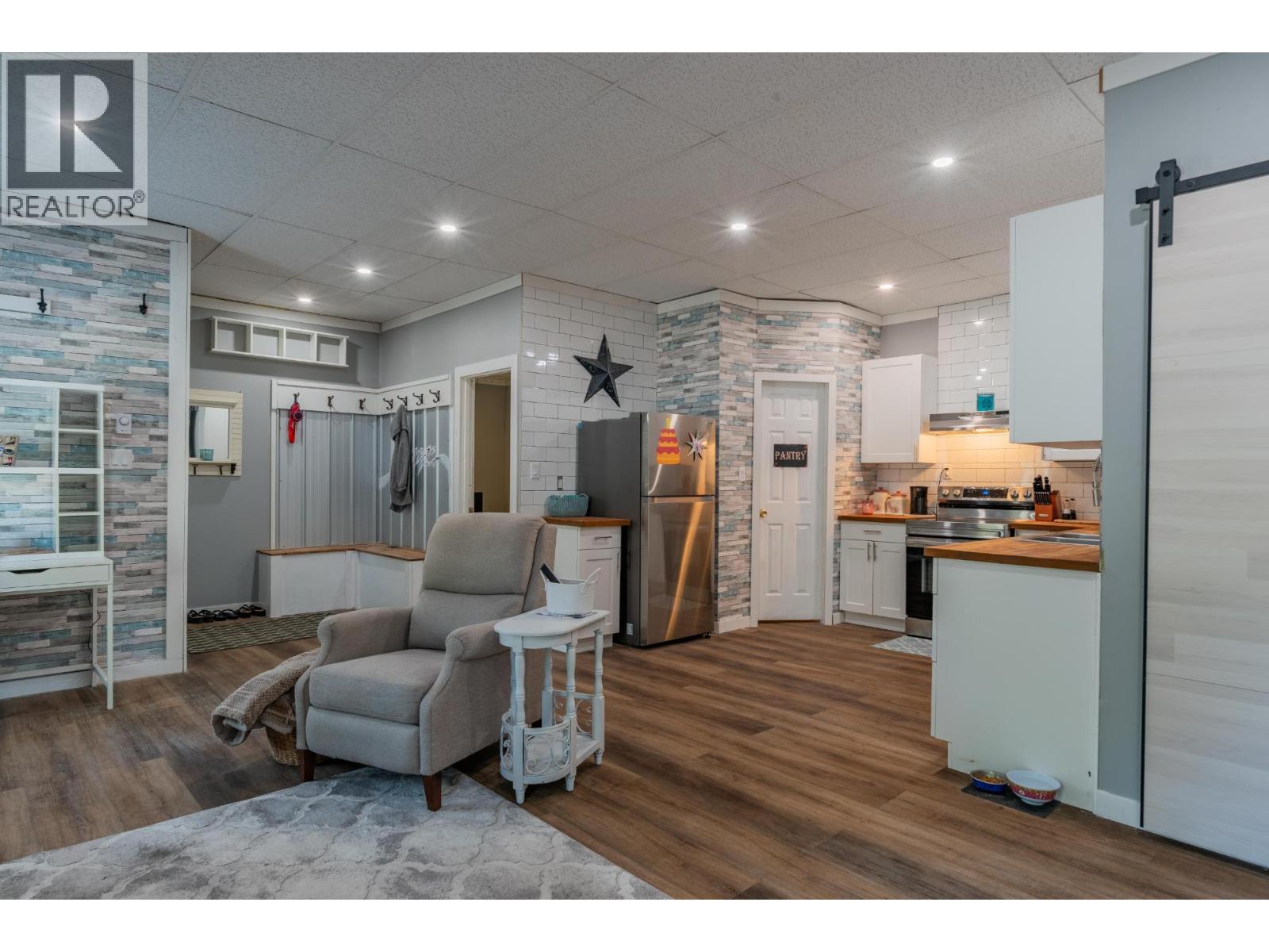 2194 Sixth Avenue, Trail, British Columbia  V1R 3B7 - Photo 46 - 10378717