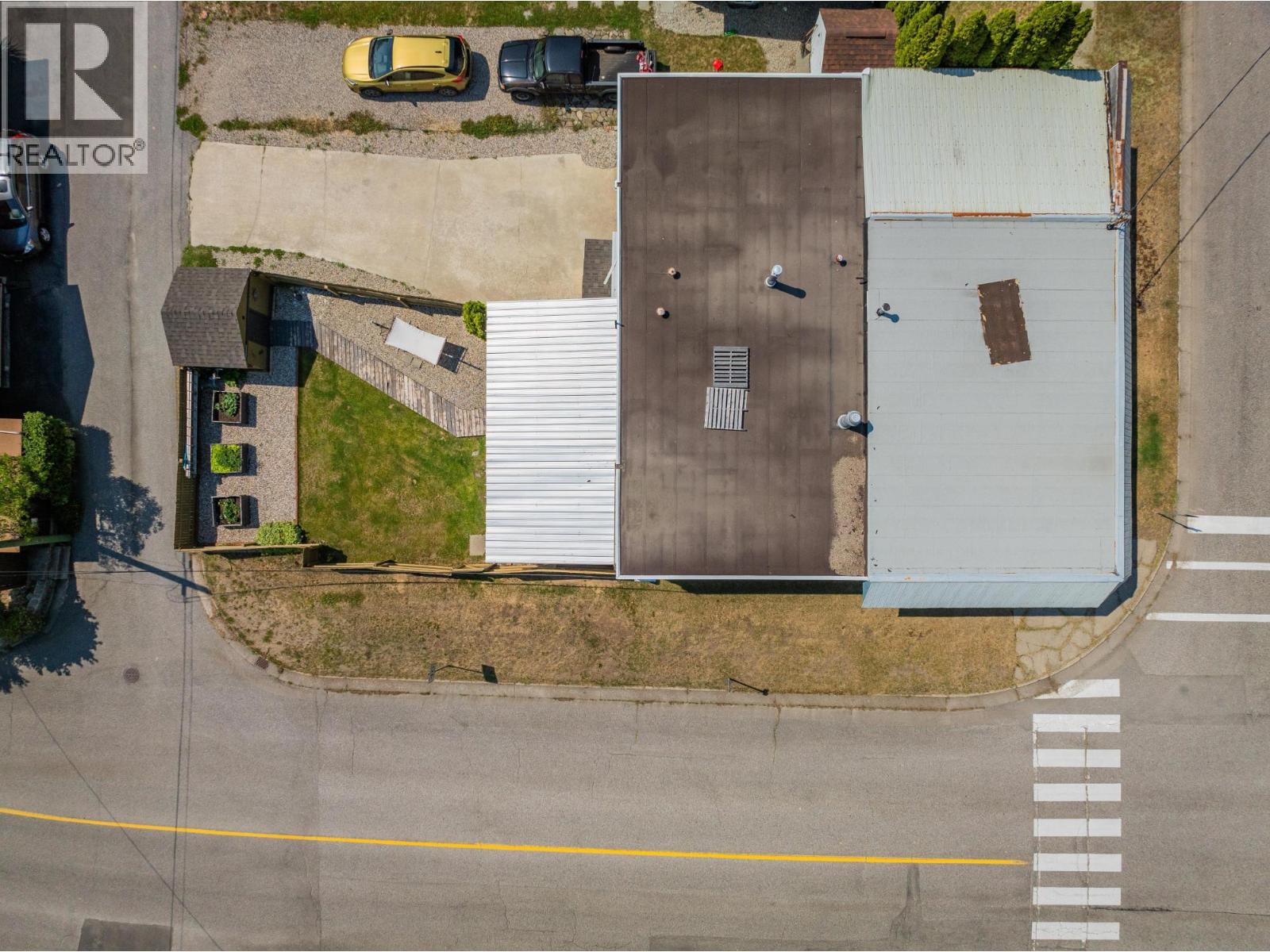 2194 Sixth Avenue, Trail, British Columbia  V1R 3B7 - Photo 57 - 10378717