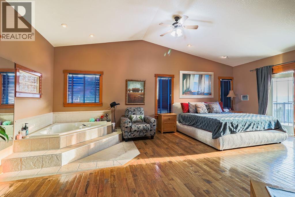 4931 Mountain View Drive, Fairmont Hot Springs, British Columbia  V0B 1L1 - Photo 14 - 10378634