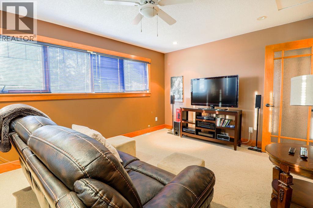 4931 Mountain View Drive, Fairmont Hot Springs, British Columbia  V0B 1L1 - Photo 21 - 10378634