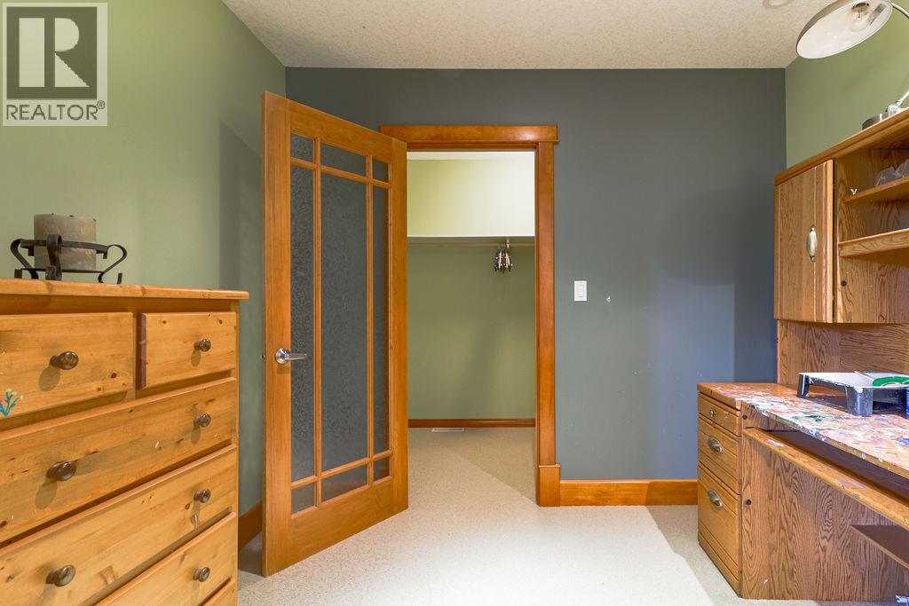 4931 Mountain View Drive, Fairmont Hot Springs, British Columbia  V0B 1L1 - Photo 32 - 10378634
