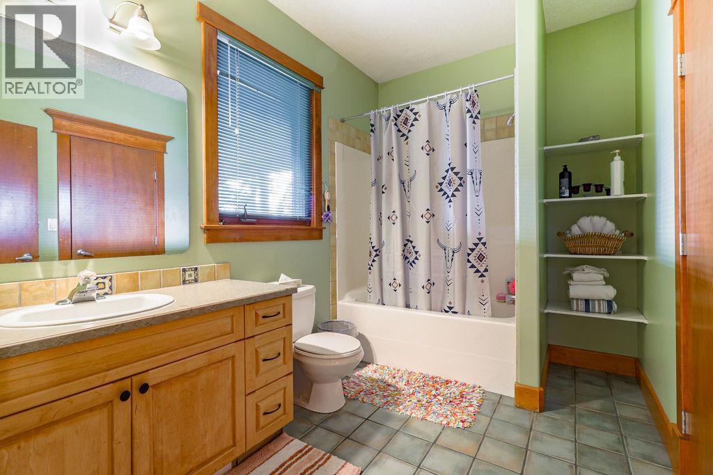 4931 Mountain View Drive, Fairmont Hot Springs, British Columbia  V0B 1L1 - Photo 33 - 10378634