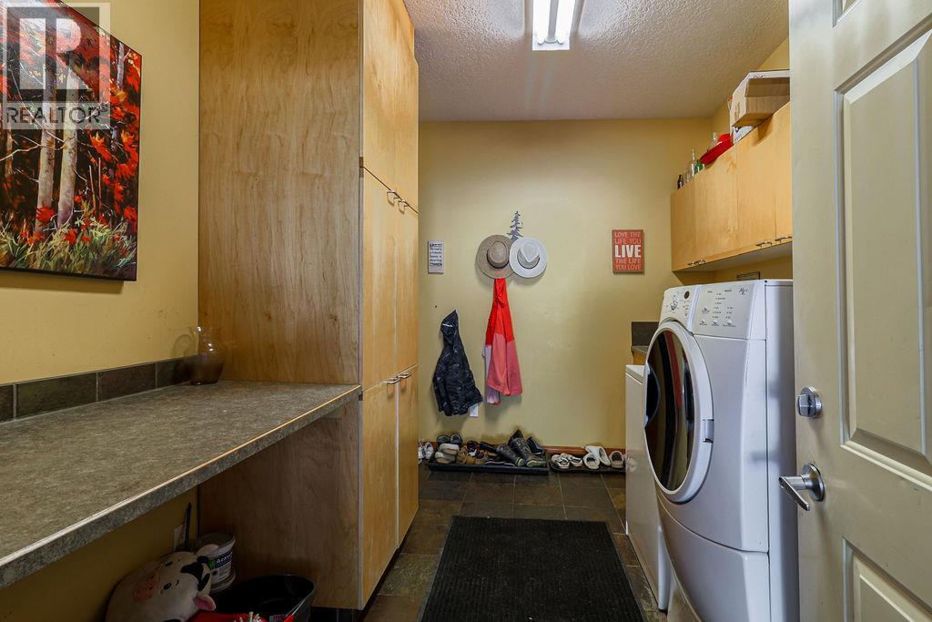 4931 Mountain View Drive, Fairmont Hot Springs, British Columbia  V0B 1L1 - Photo 36 - 10378634