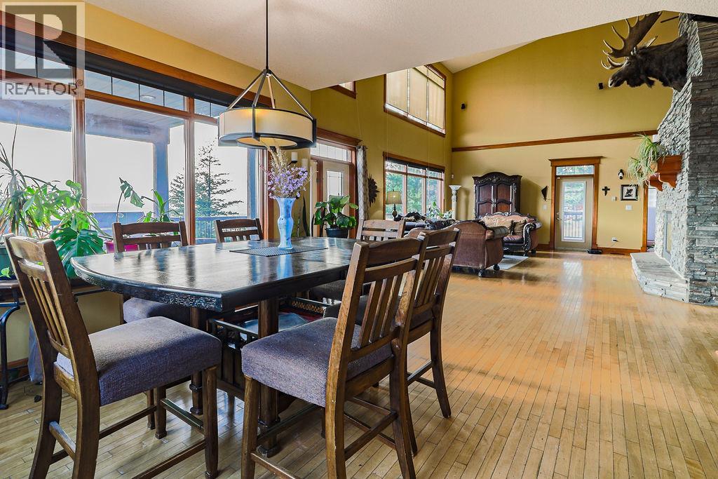 4931 Mountain View Drive, Fairmont Hot Springs, British Columbia  V0B 1L1 - Photo 7 - 10378634