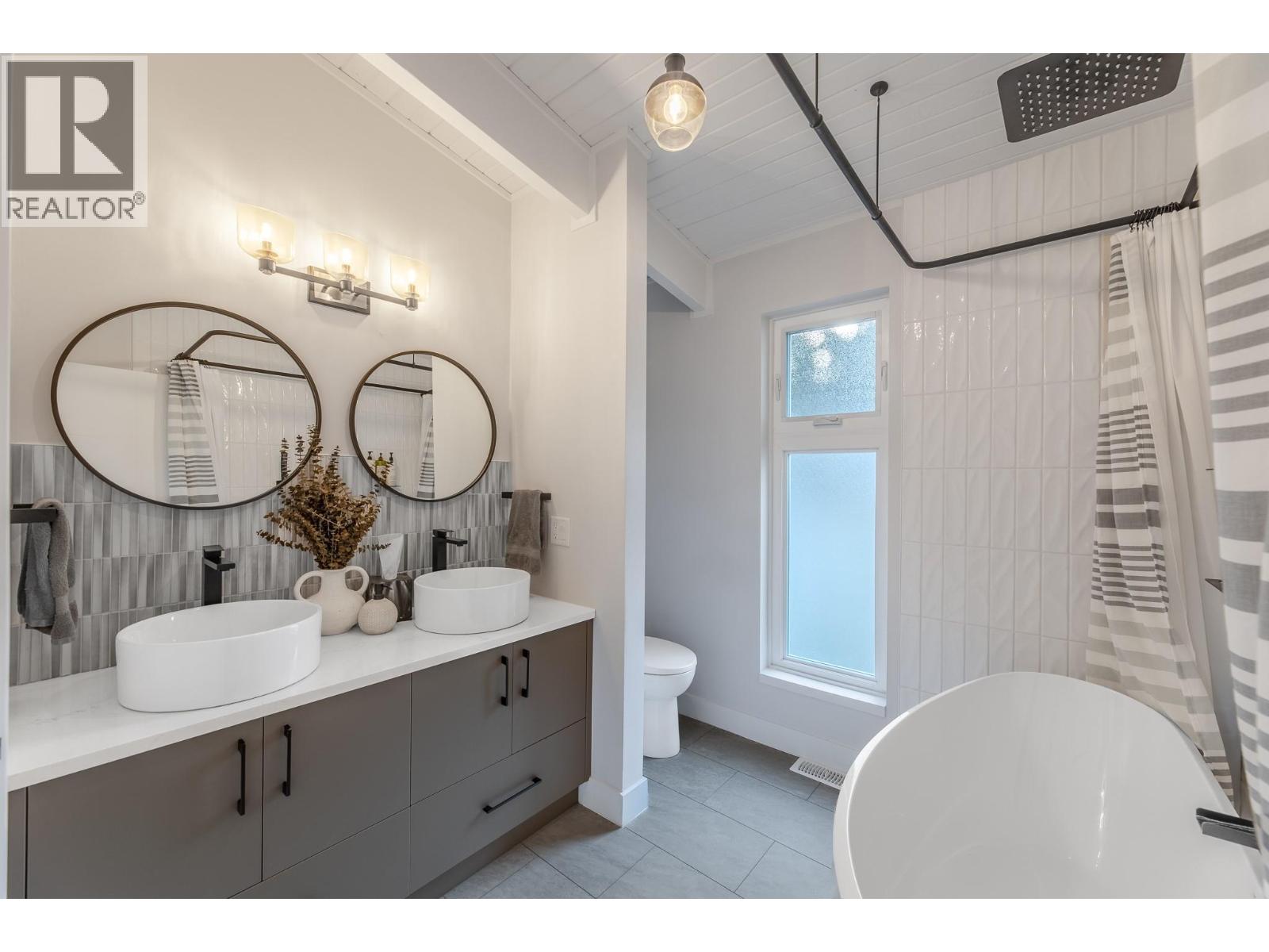 334 Carmel Crescent, Okanagan Falls, British Columbia  V0H 1R5 - Photo 11 - 10377423