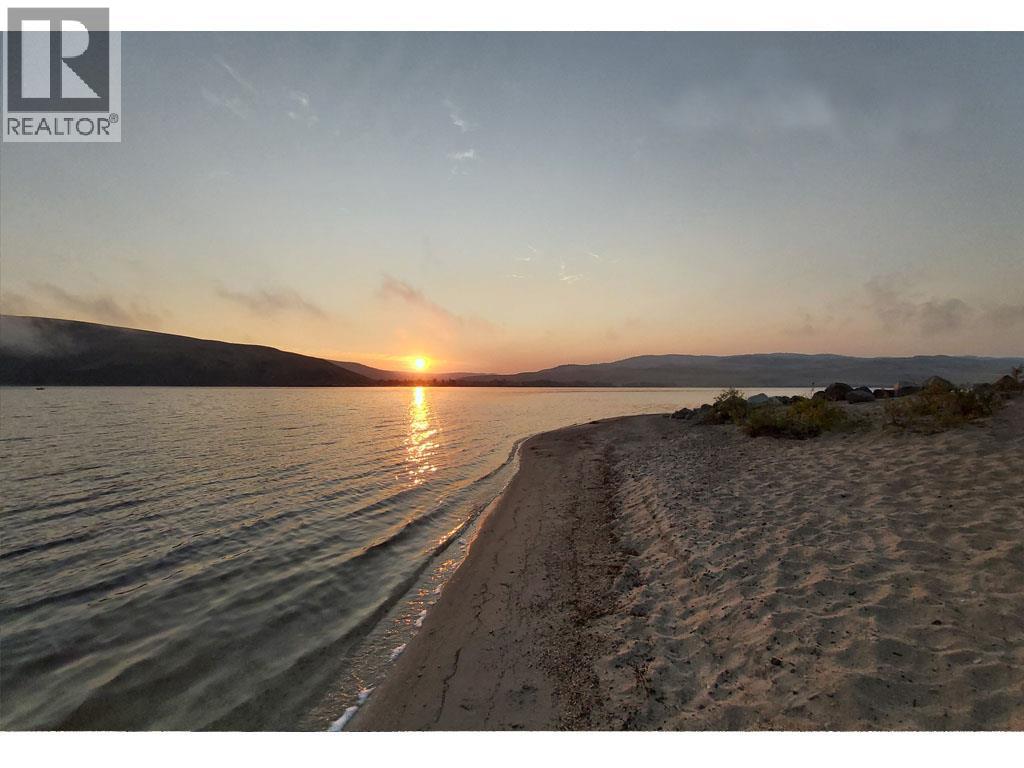 6403 Monck Park Road, Merritt, British Columbia  V1K 0A1 - Photo 8 - 10378659