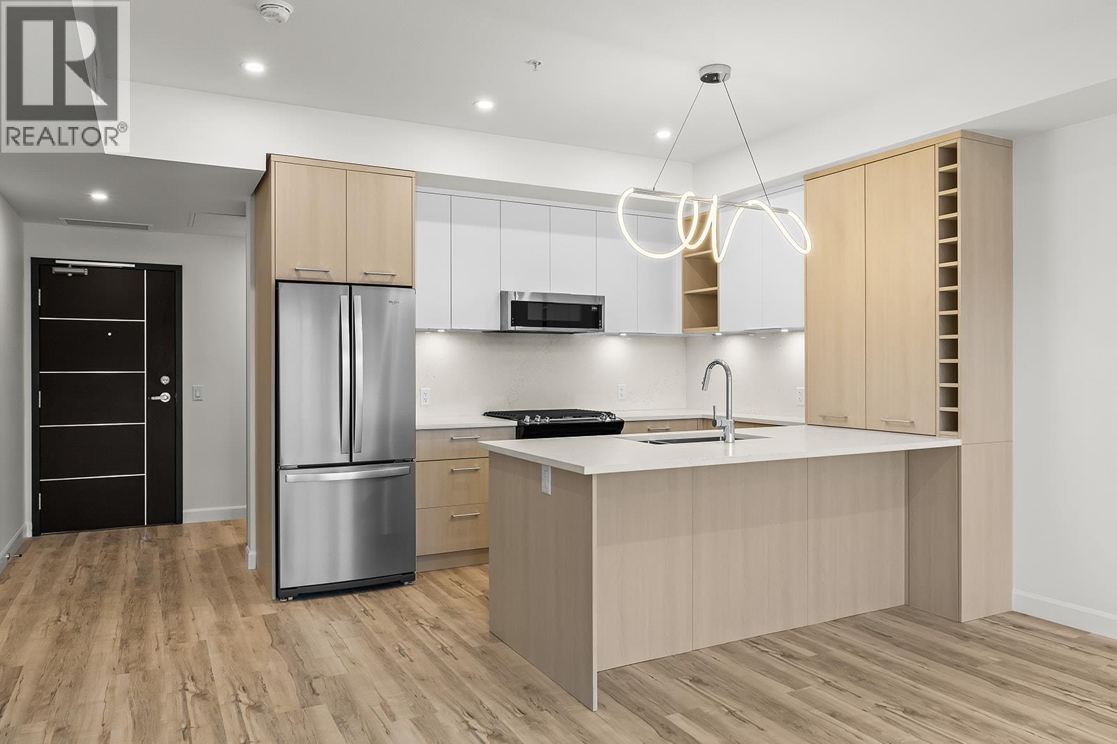 630 Boynton Place Unit# 311, Kelowna, British Columbia  V1V 3B8 - Photo 2 - 10378422