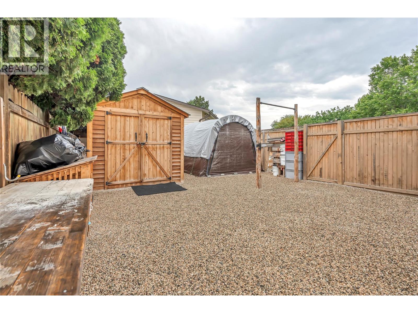 2494 Cornwall Drive, Penticton, British Columbia  V2A 6R7 - Photo 26 - 10378802