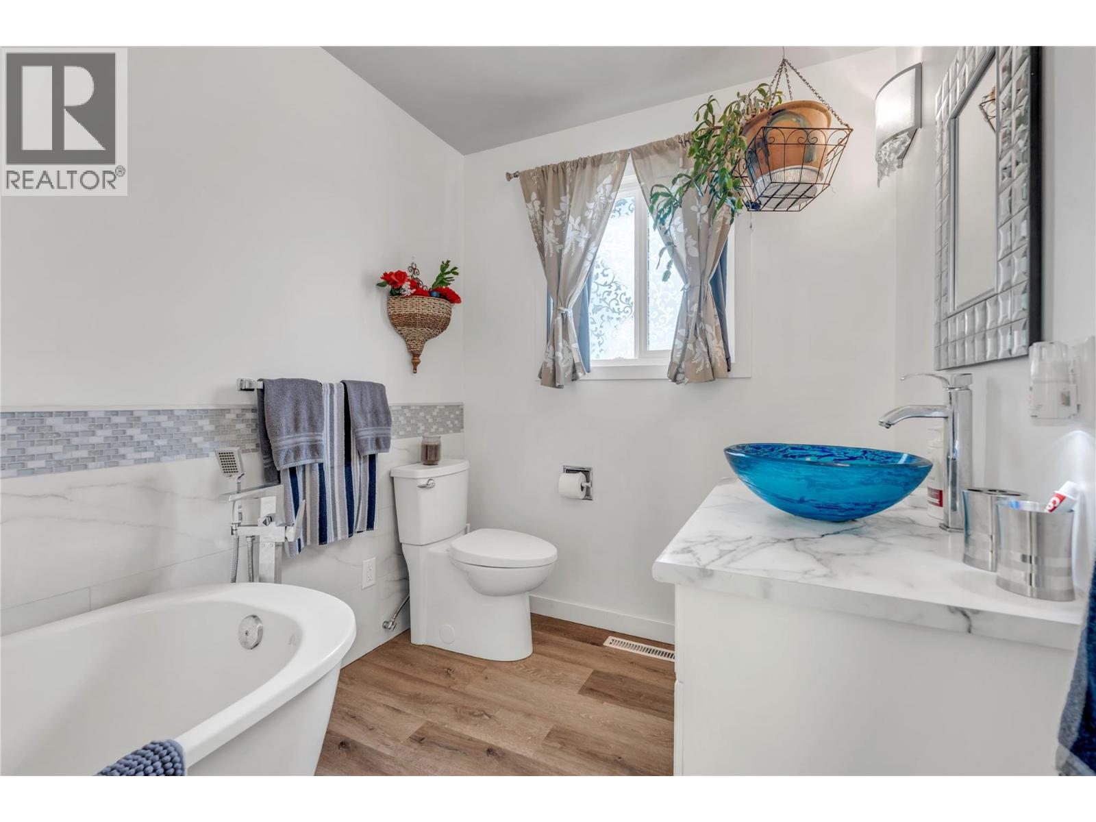 738 Kettle Avenue, Oliver, British Columbia  V0H 1T0 - Photo 17 - 10378699