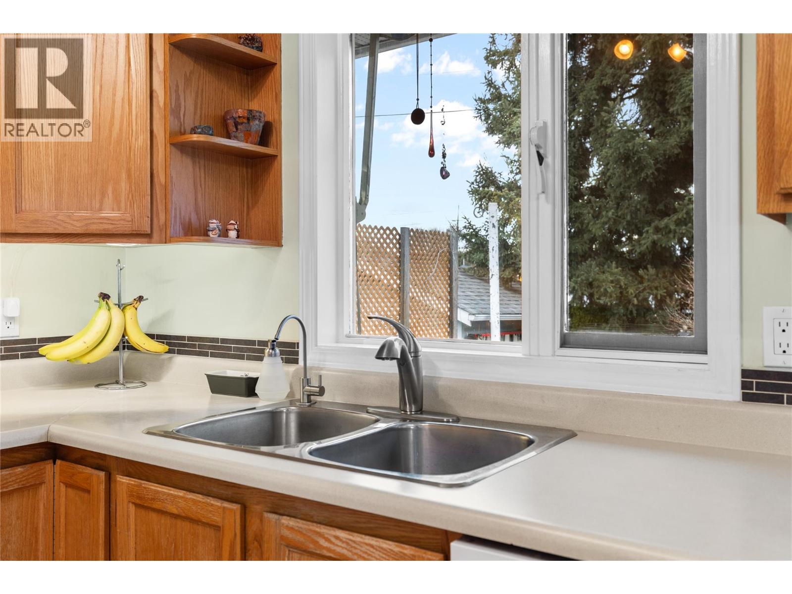 1416 12 Street, Vernon, British Columbia  V1B 2S6 - Photo 16 - 10378580