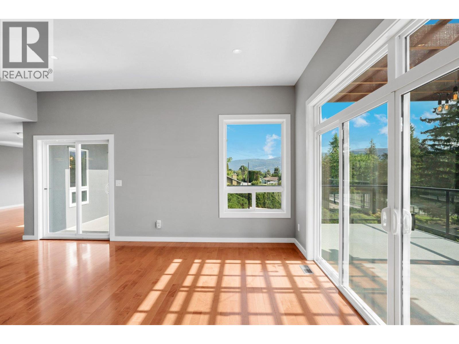 220 West Bench Drive, Penticton, British Columbia  V2A 8X8 - Photo 38 - 10378794