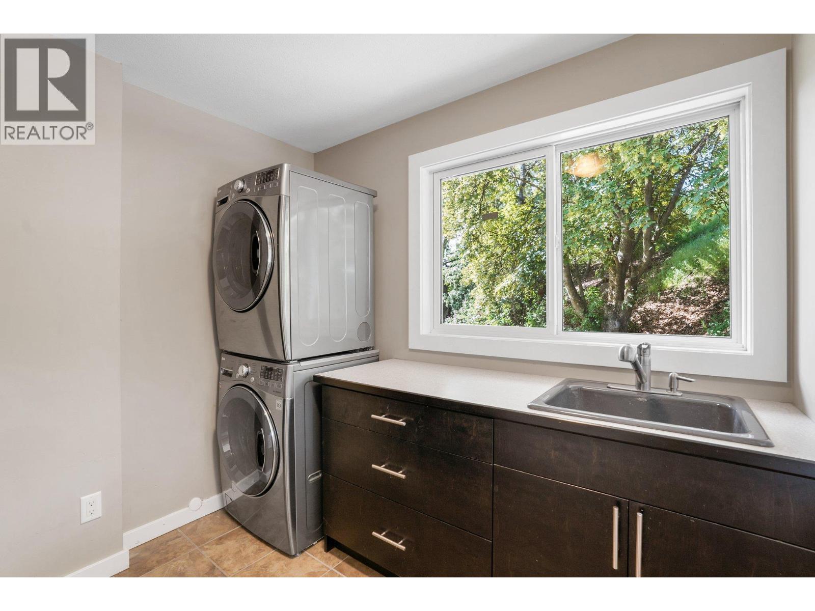 220 West Bench Drive, Penticton, British Columbia  V2A 8X8 - Photo 54 - 10378794