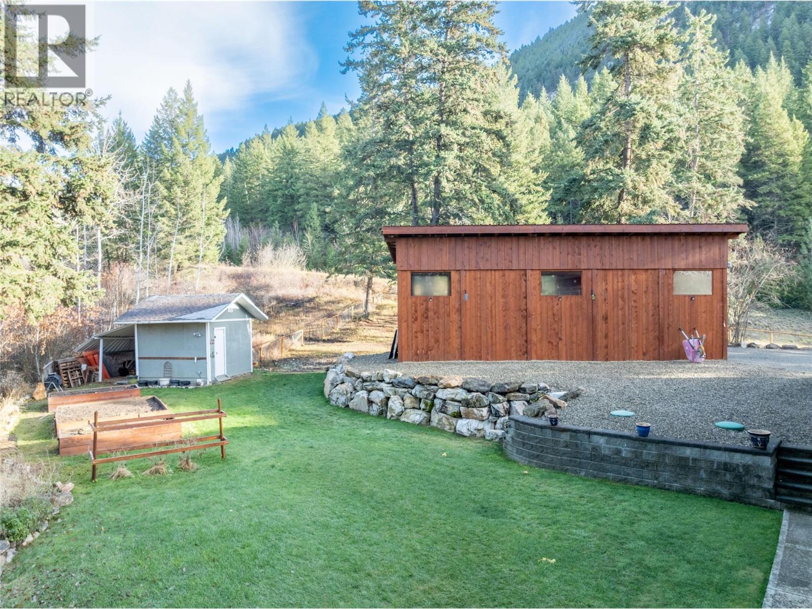 385 Riverwind Drive, Chase, British Columbia  V0E 1M1 - Photo 58 - 10378446