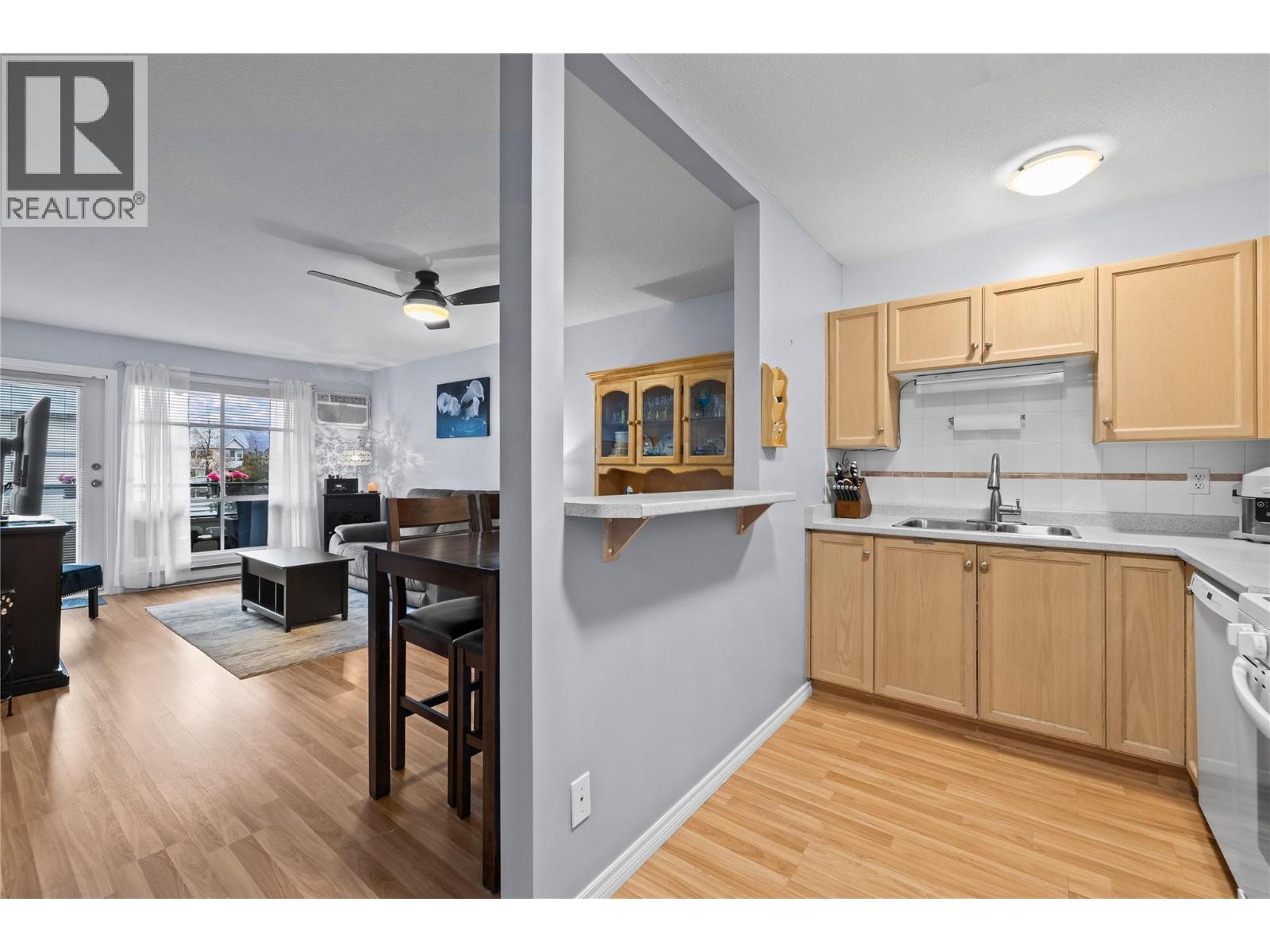 730 Badke Road Unit# 302, Kelowna, British Columbia  V1X 6G9 - Photo 2 - 10377155