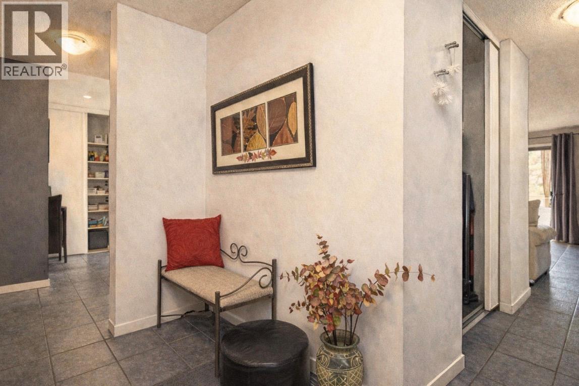 310 Yorkton Avenue Unit# 60, Penticton, British Columbia  V2A 6Z8 - Photo 3 - 10377432