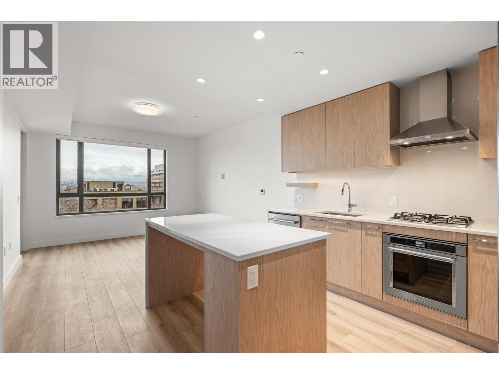 3051 Abbott Street Unit# 508, Kelowna, British Columbia  V1Y 1G9 - Photo 5 - 10376856