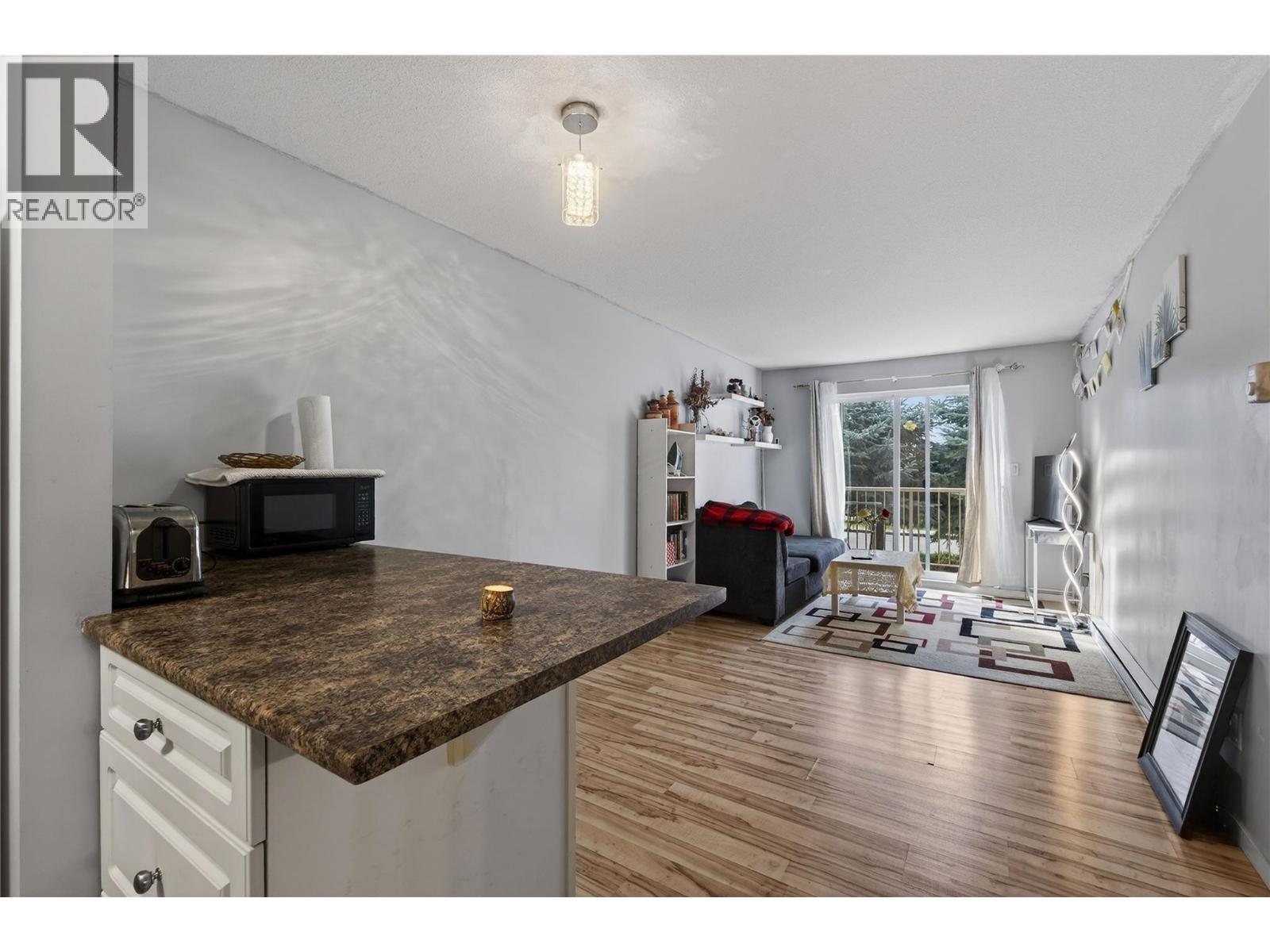 3304 35th Avenue Unit# 215, Vernon, British Columbia  V1T 8M6 - Photo 8 - 10378812