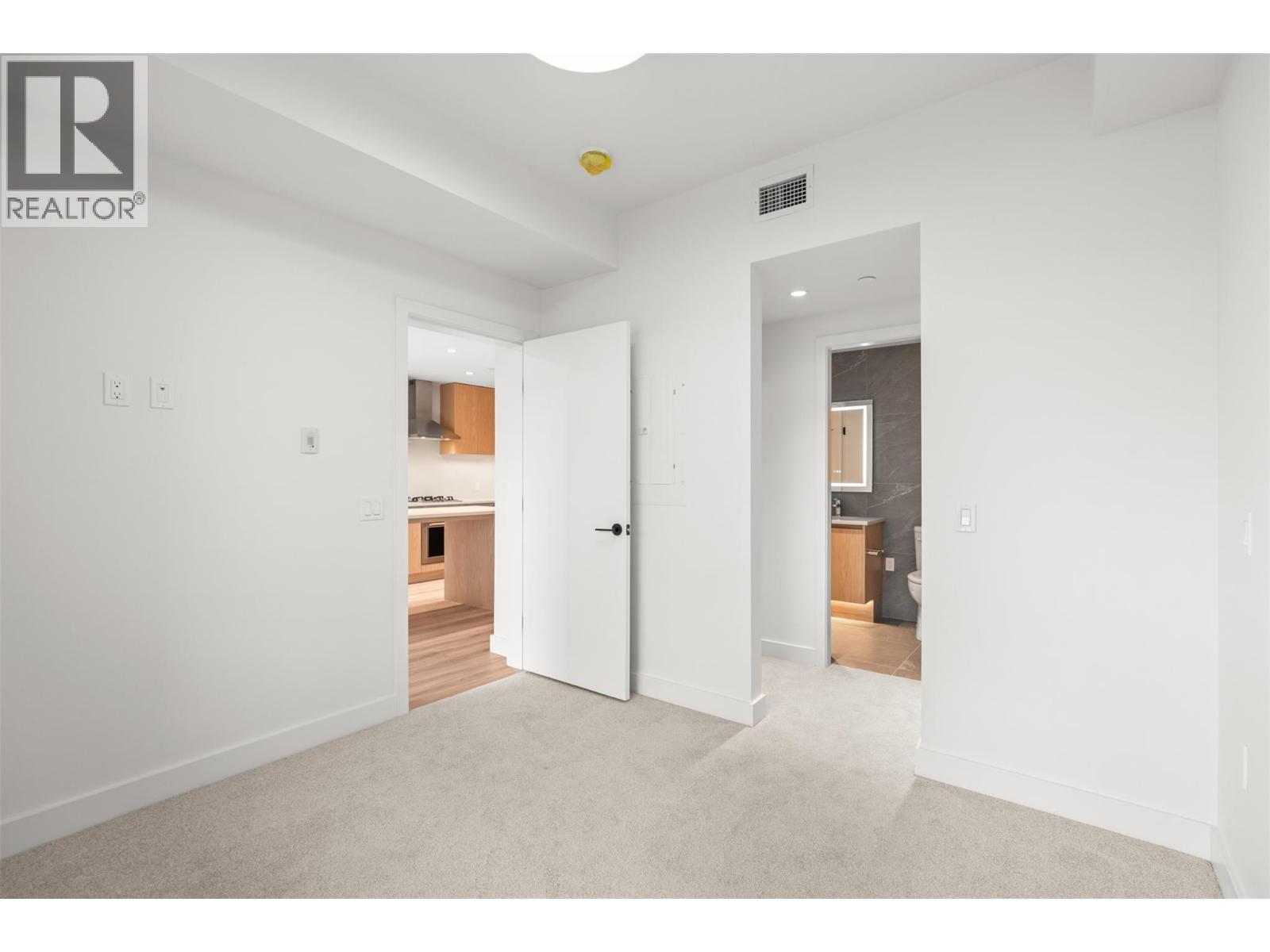 3051 Abbott Street Unit# 308, Kelowna, British Columbia  V1Y 1G9 - Photo 19 - 10376854