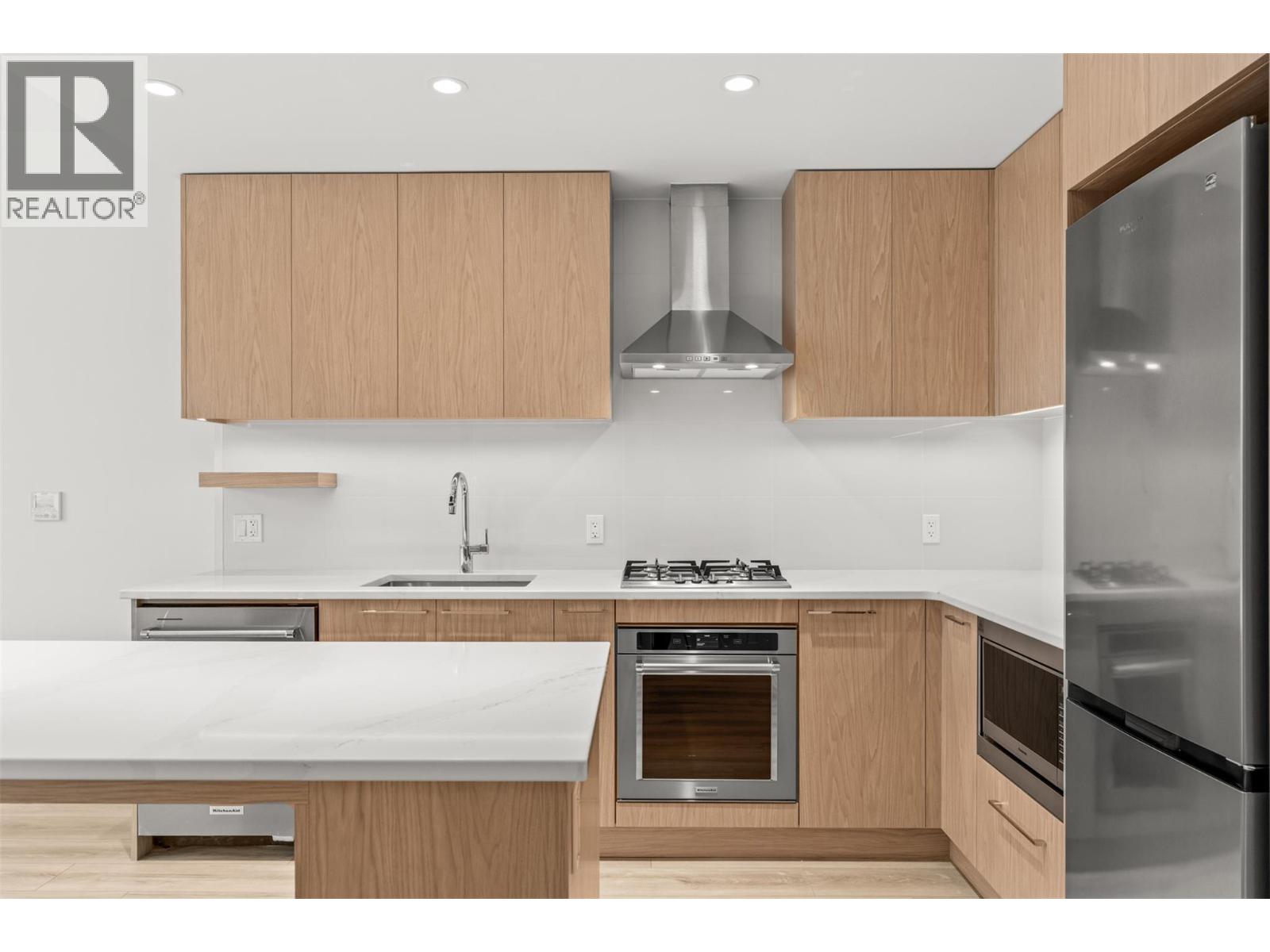 3051 Abbott Street Unit# 308, Kelowna, British Columbia  V1Y 1G9 - Photo 6 - 10376854