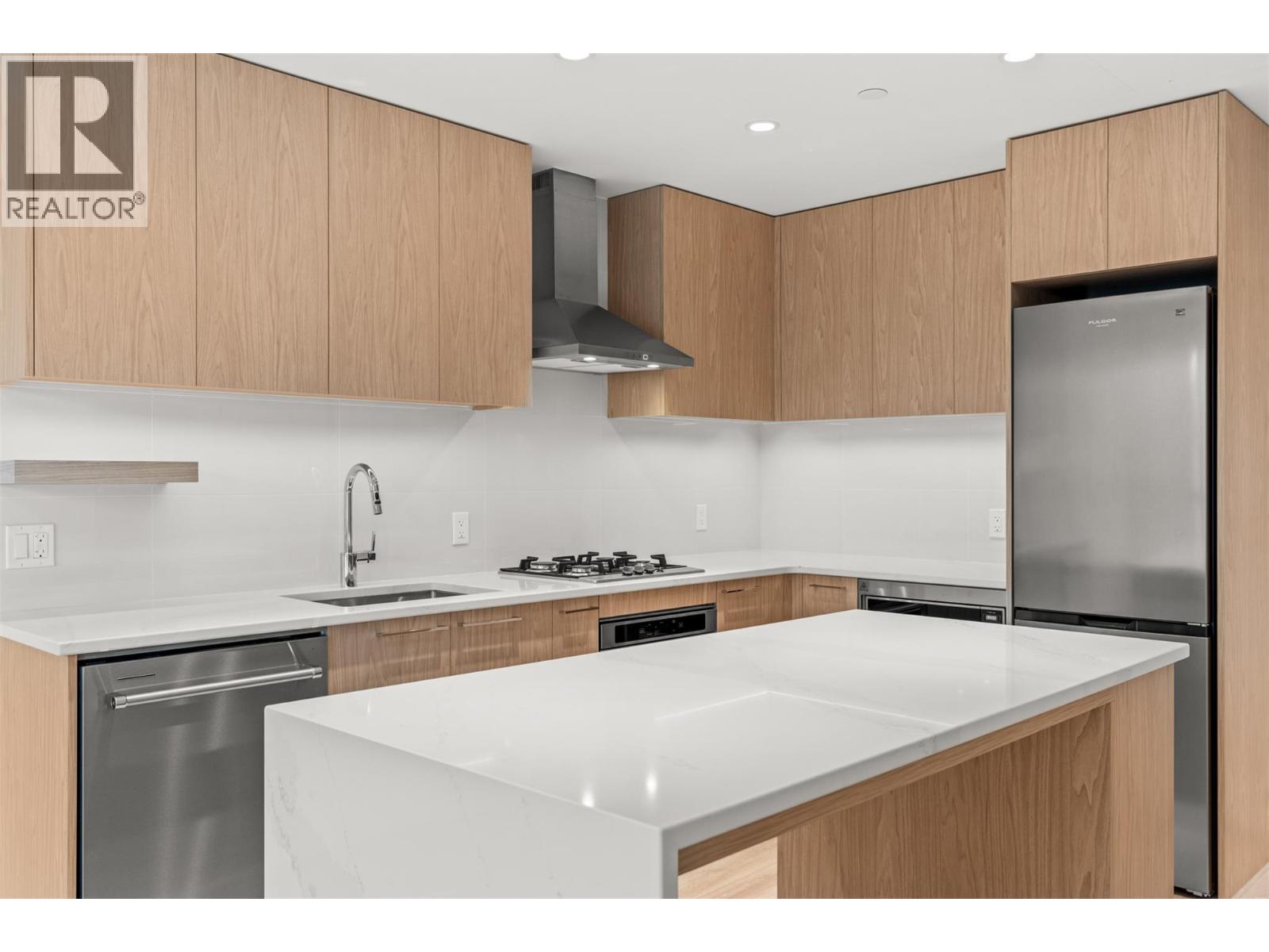 3051 Abbott Street Unit# 308, Kelowna, British Columbia  V1Y 1G9 - Photo 8 - 10376854