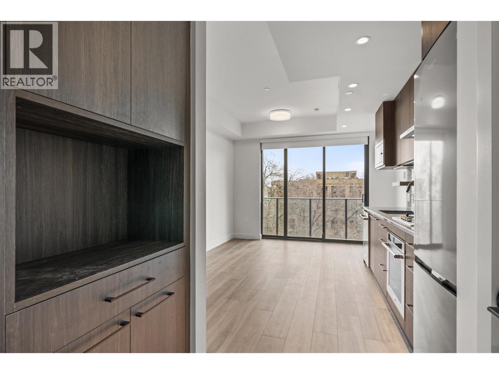 3051 Abbott Street Unit# 409, Kelowna, British Columbia  V1Y 1G9 - Photo 6 - 10376850