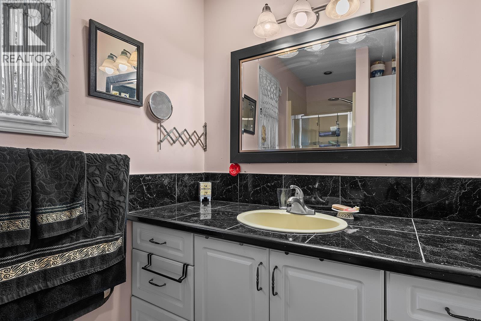 3219 Sagebrush Court, West Kelowna, British Columbia  V4T 2G6 - Photo 46 - 10378683