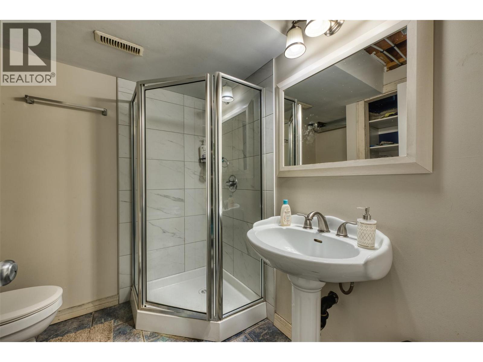 397 Lester Road, Kelowna, British Columbia  V1X 4E8 - Photo 17 - 10378649