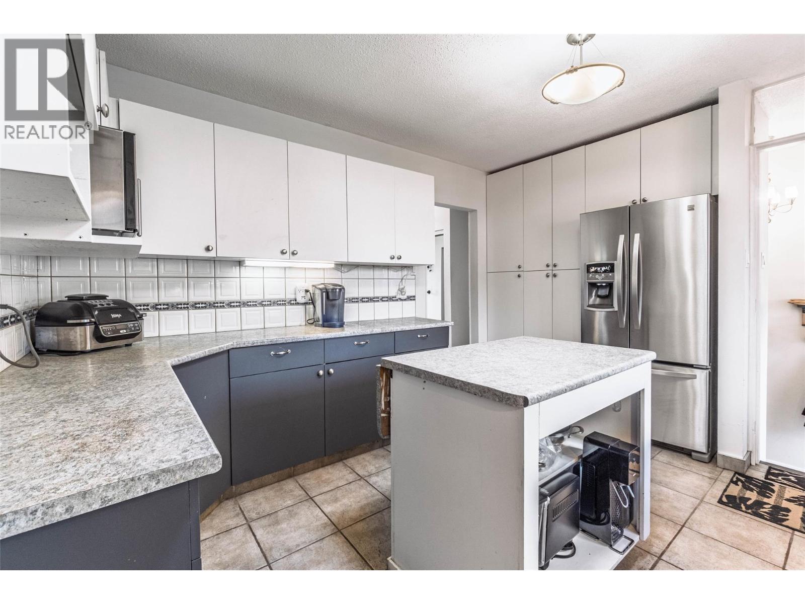 520 3rd Avenue, Keremeos, British Columbia  V0X 1N2 - Photo 13 - 10378539