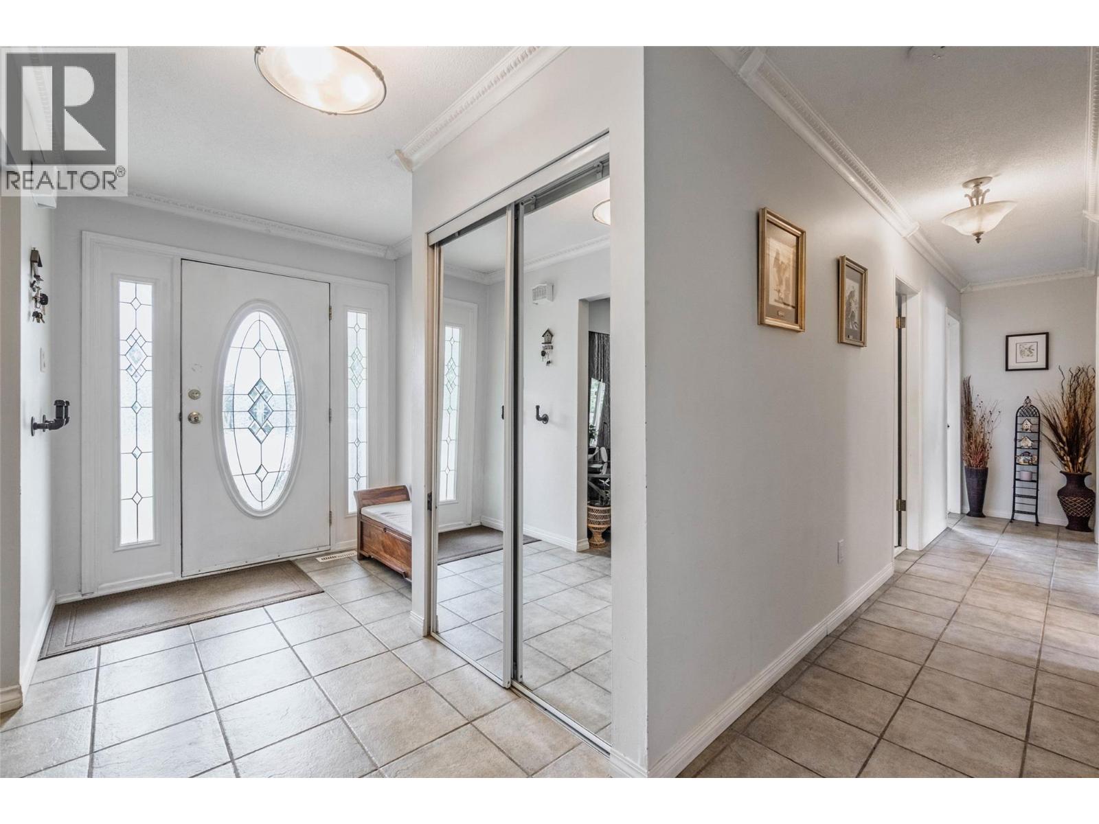 520 3rd Avenue, Keremeos, British Columbia  V0X 1N2 - Photo 6 - 10378539