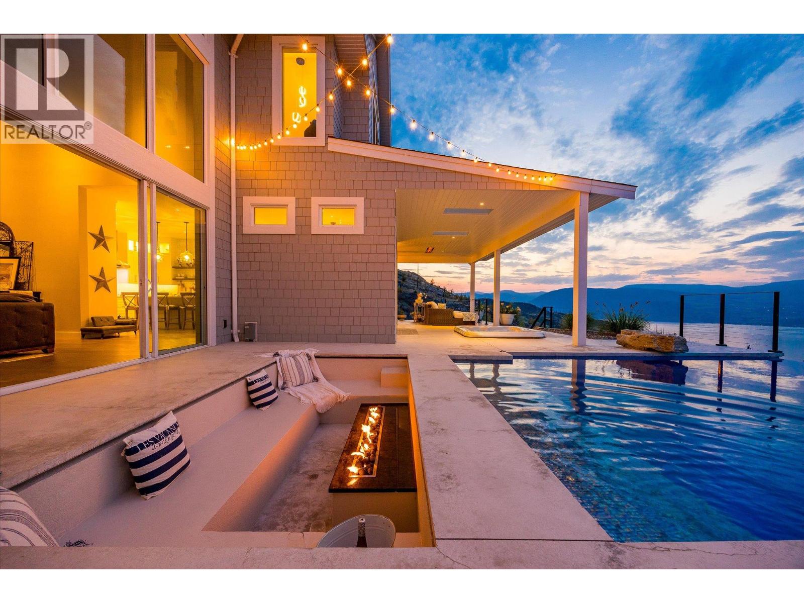 146 Timberline Road, Kelowna, British Columbia  V1W 4J6 - Photo 2 - 10378819