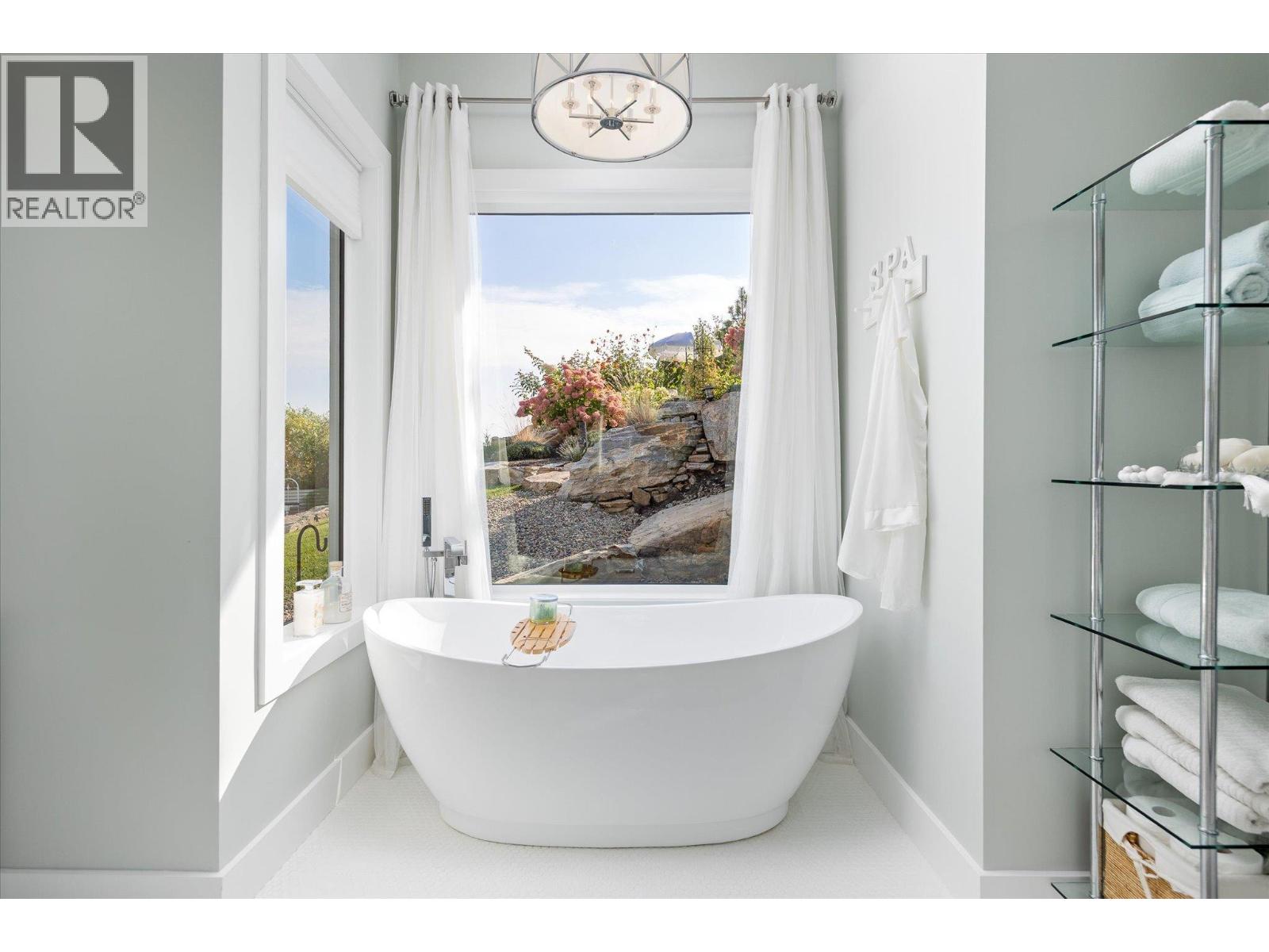 146 Timberline Road, Kelowna, British Columbia  V1W 4J6 - Photo 34 - 10378819