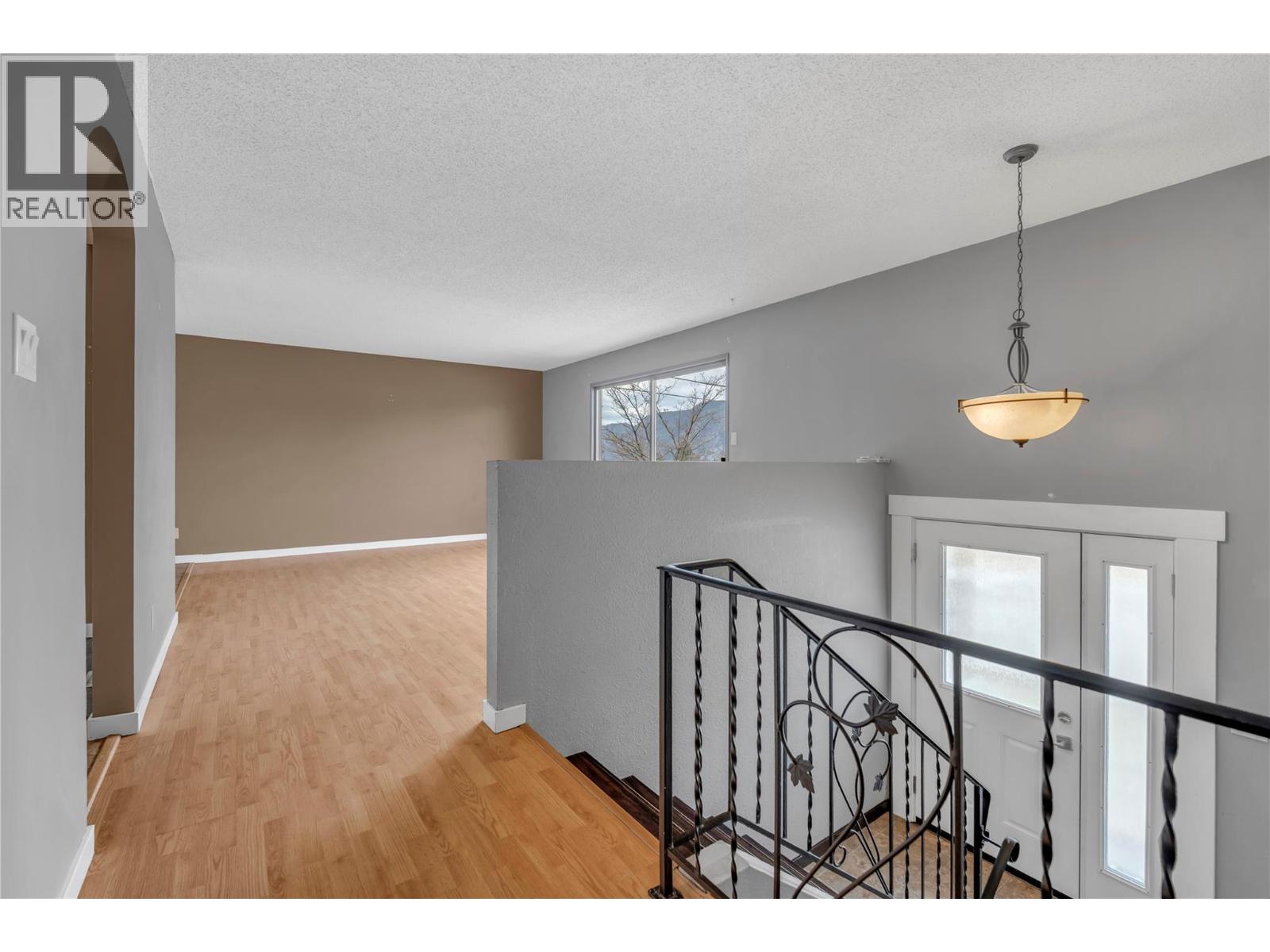 2550 Wiltse Drive, Penticton, British Columbia  V2A 7X5 - Photo 15 - 10378808