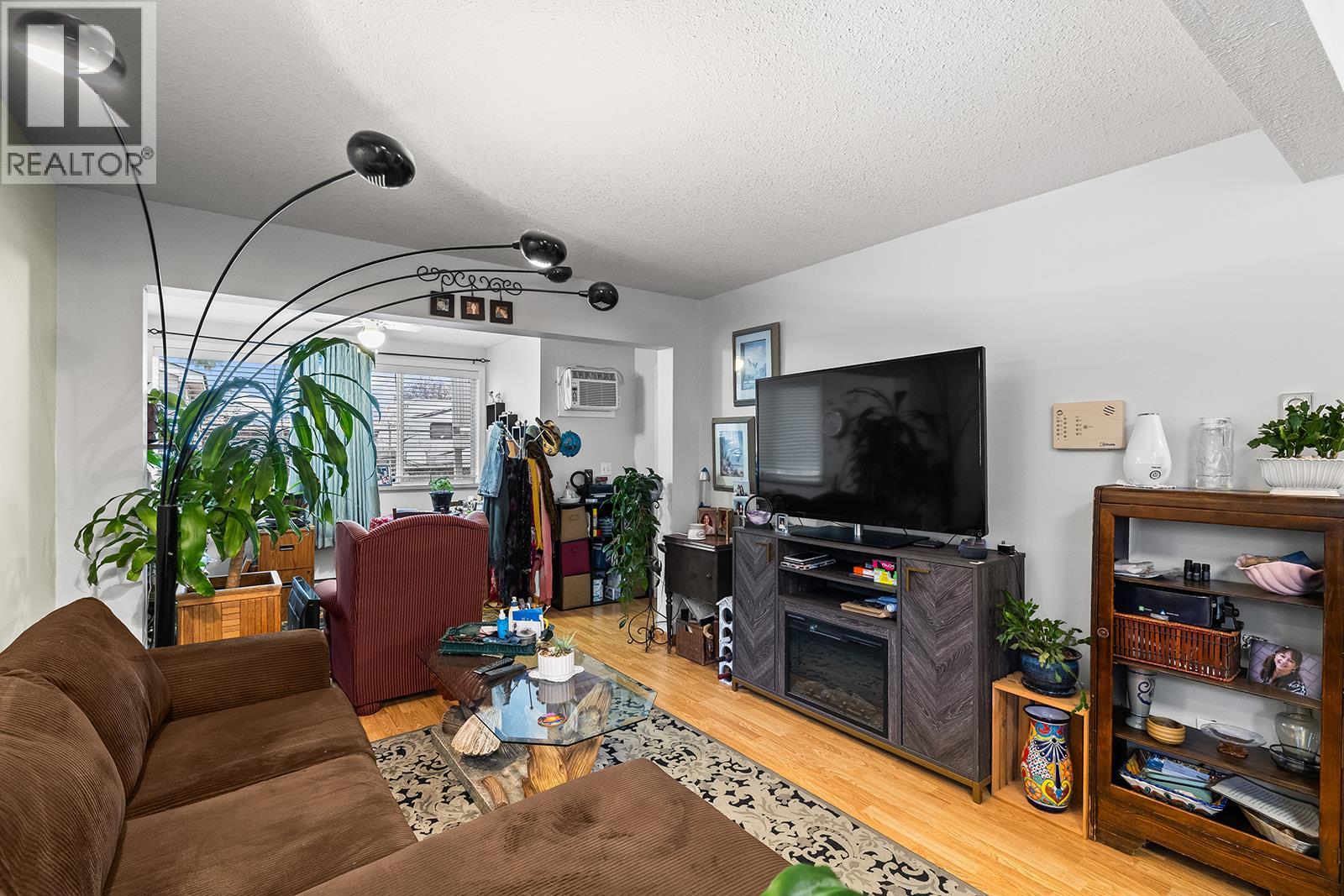 1250 Brookside Avenue, Kelowna, British Columbia  V1Y 5T6 - Photo 24 - 10378688