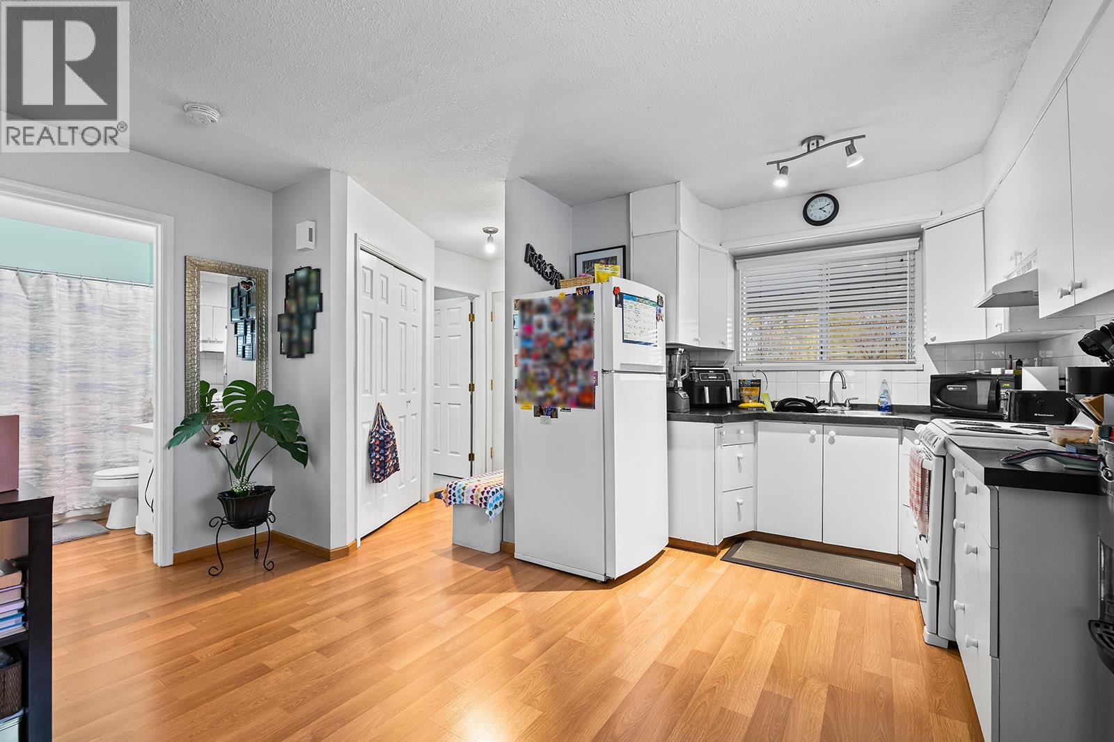 1250 Brookside Avenue, Kelowna, British Columbia  V1Y 5T6 - Photo 44 - 10378688