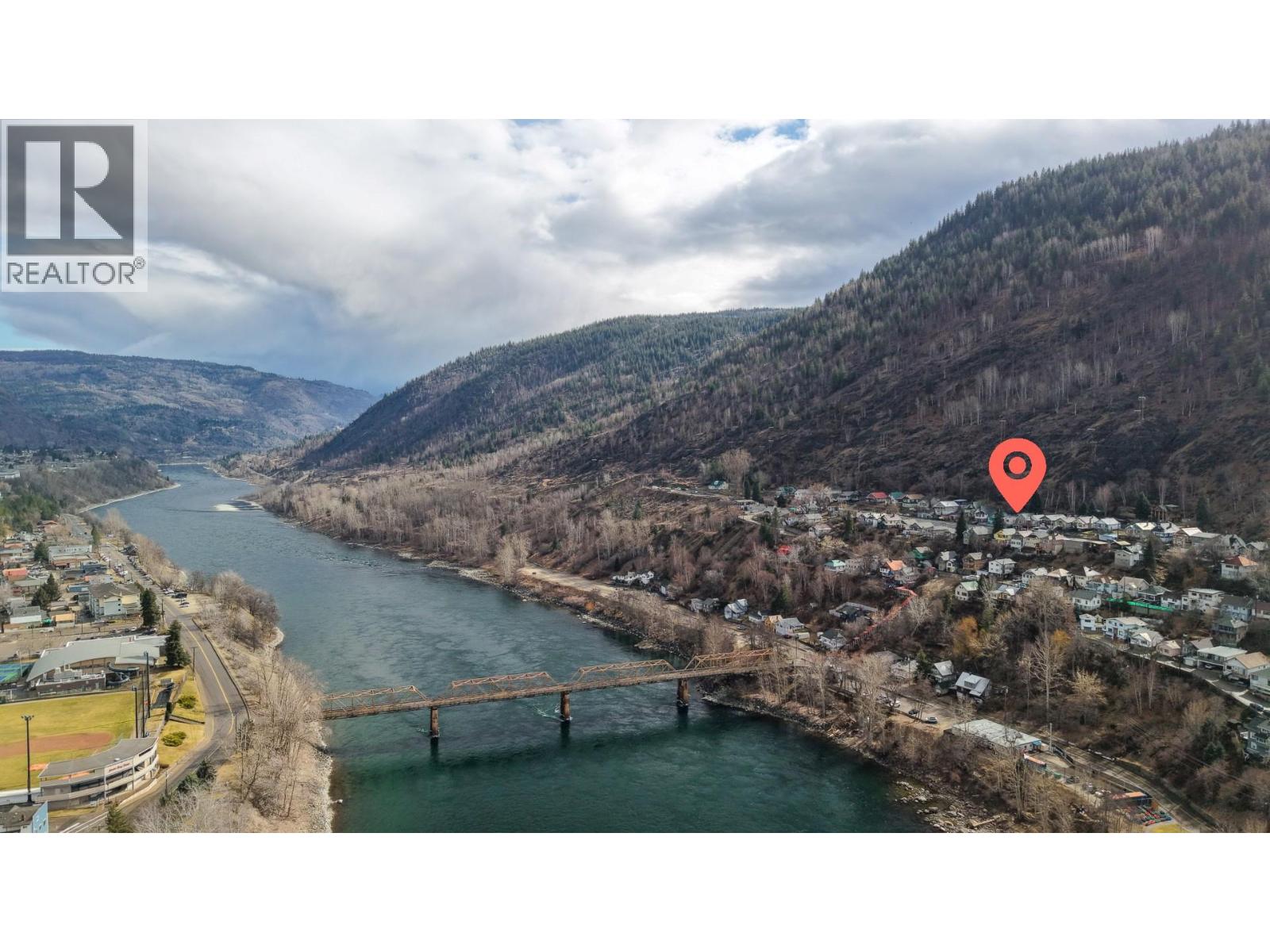 2078 Topping Street, Trail, British Columbia  V1R 4G5 - Photo 5 - 10378640