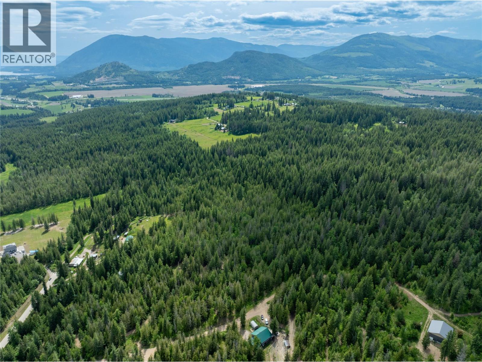 3175 Hautala Road, Sorrento, British Columbia  V0E 2W1 - Photo 16 - 10378698