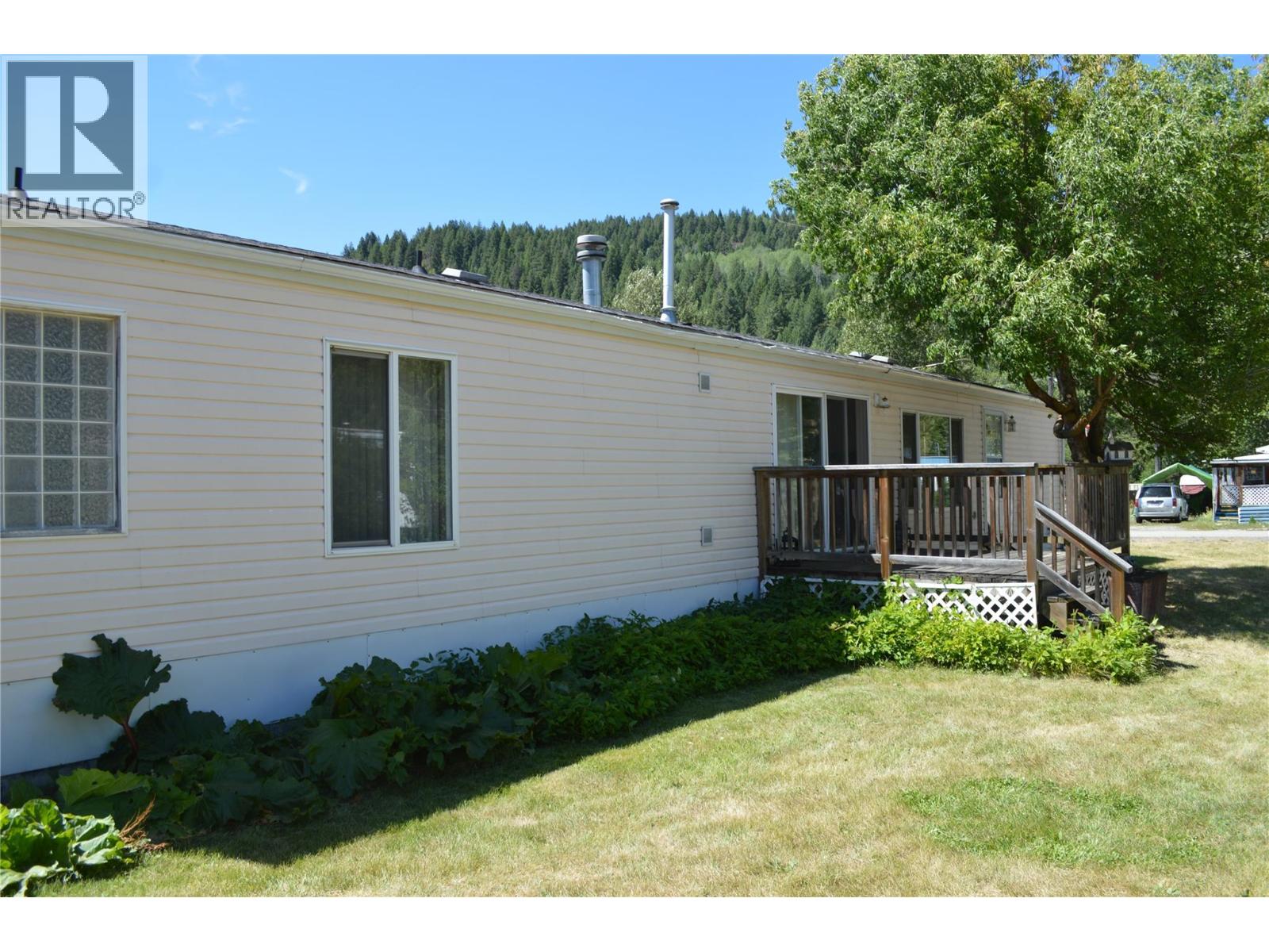 690 Copper Avenue N, Greenwood, British Columbia  V0H 1J0 - Photo 4 - 10378745
