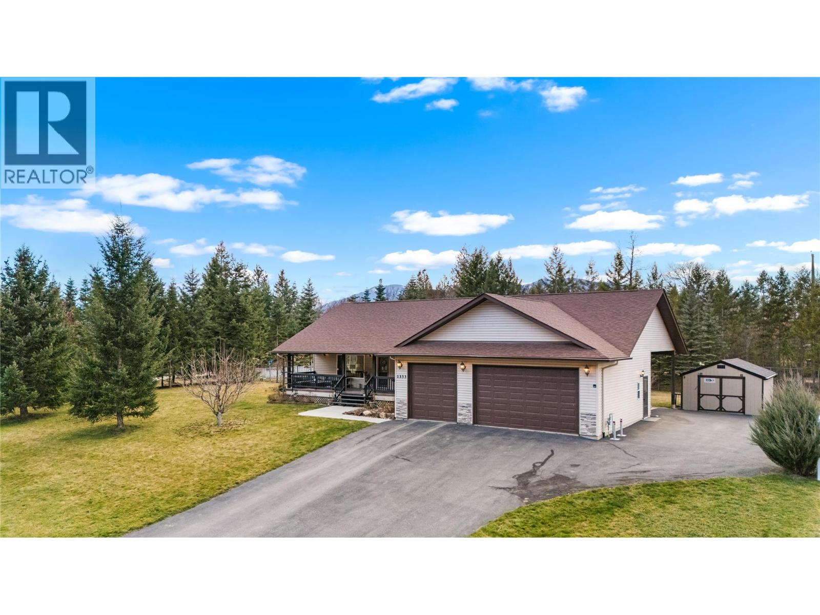 1333 8th Avenue N, Creston, British Columbia  V0B 1G6 - Photo 1 - 10378798