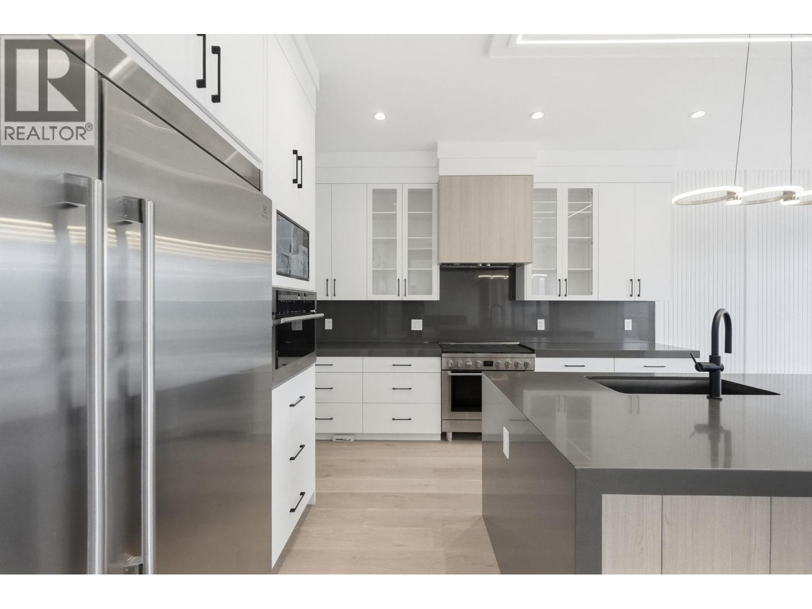 973 Loseth Drive, Kelowna, British Columbia  V1P 0A1 - Photo 14 - 10377572