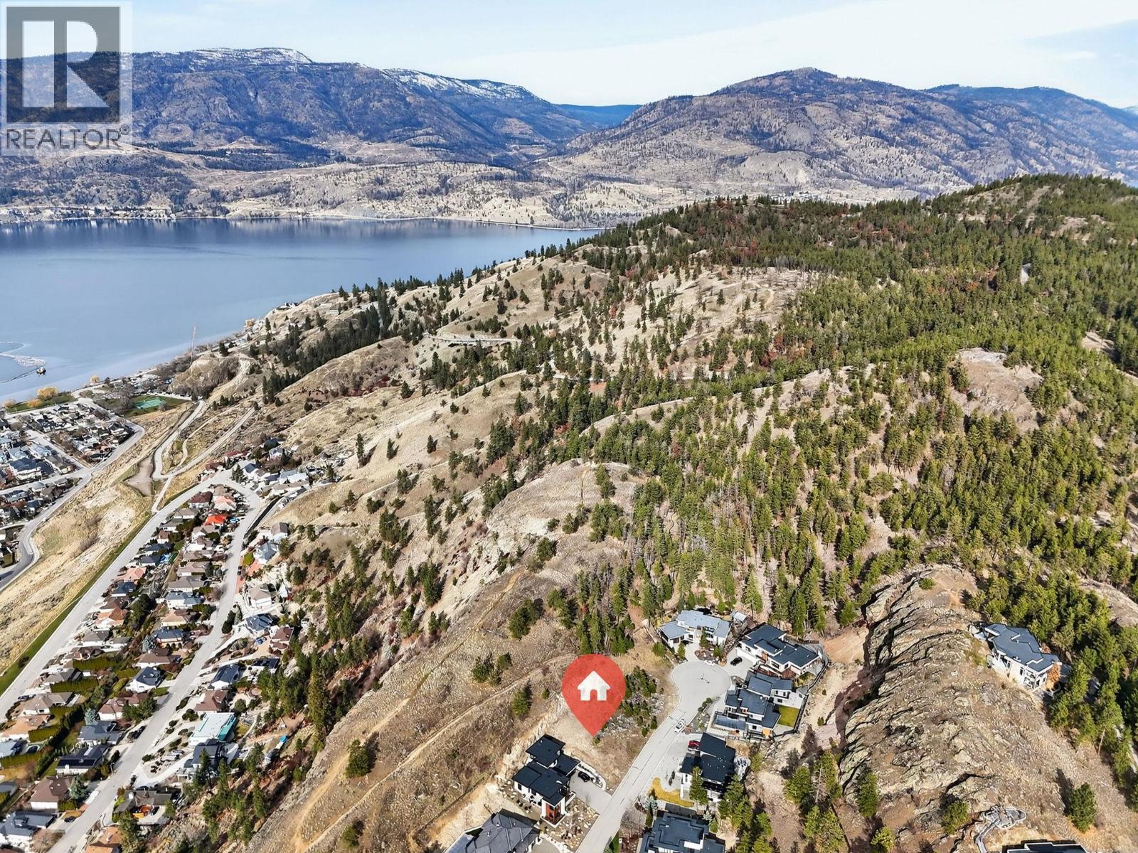 720 Pinehaven Court, kelowna, British Columbia