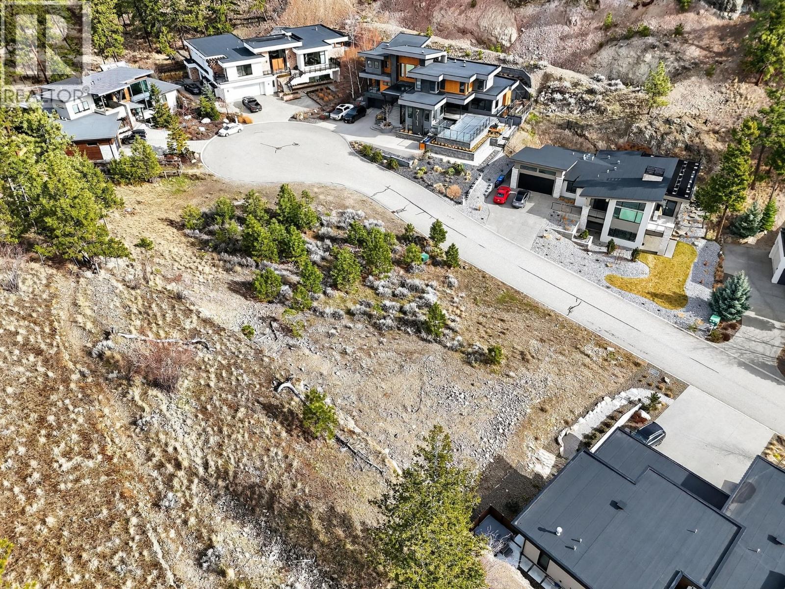 720 Pinehaven Court, Kelowna, British Columbia  V1V 2Y3 - Photo 8 - 10377512