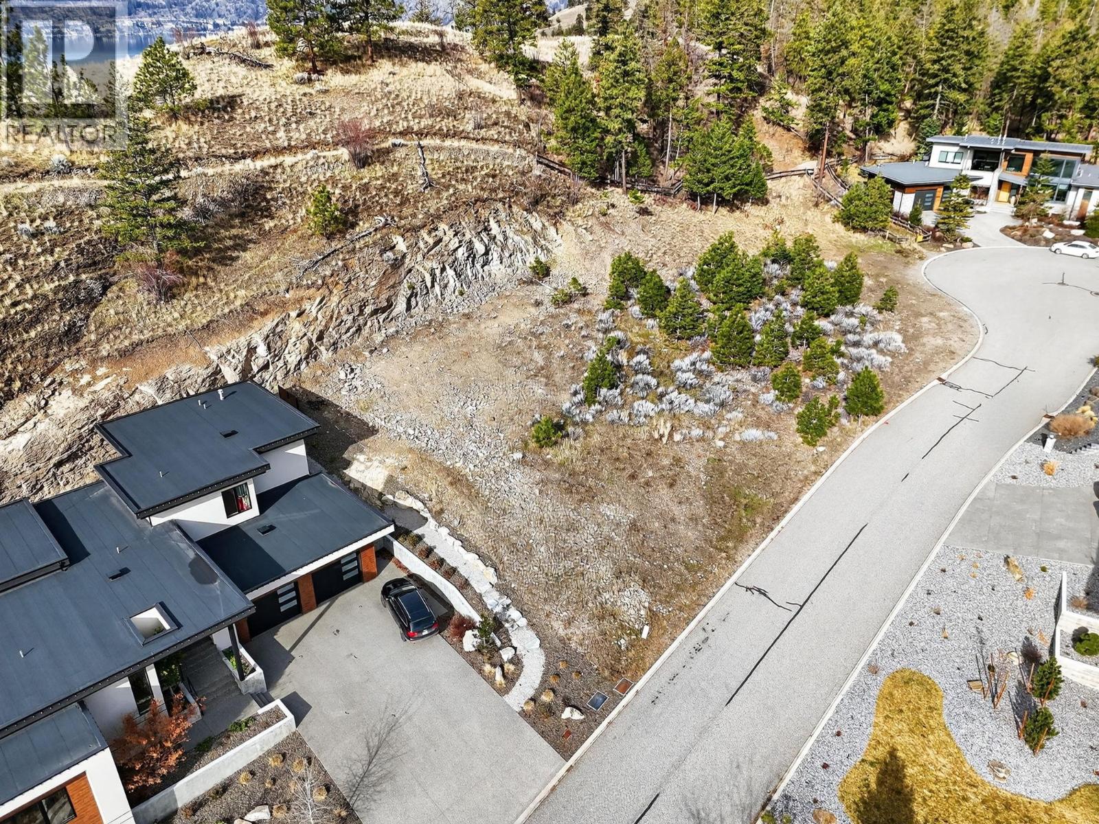 720 Pinehaven Court, Kelowna, British Columbia  V1V 2Y3 - Photo 9 - 10377512