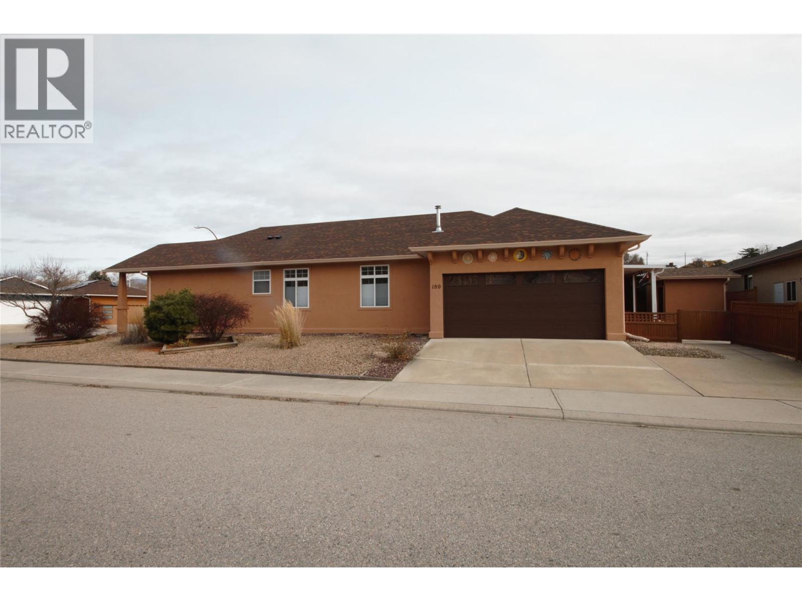 189 Willows Place, Oliver, British Columbia  V0H 1T4 - Photo 4 - 10378773